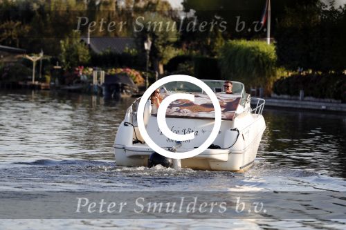 Nigtevecht 12 september 2016
Jurgen Smit aan het varen met zijn dochter Rebelle Smit