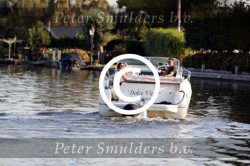 Nigtevecht 12 september 2016
Jurgen Smit aan het varen met zijn dochter Rebelle Smit
