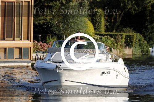 Nigtevecht 12 september 2016
Jurgen Smit aan het varen met zijn dochter Rebelle Smit