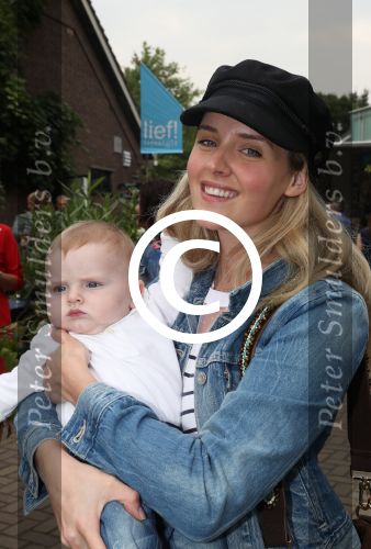 Amsterdam, 22 September 2016
Feest van Lifestyle van LIEF.
Lottie Hellingman en Liza Sips met haar baby Jonah