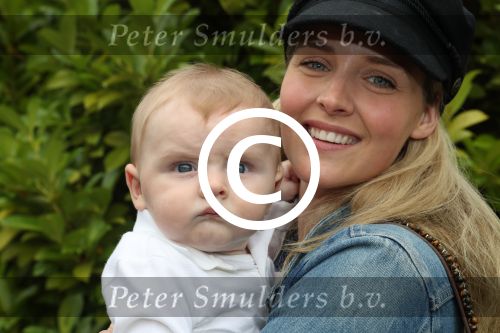 Amsterdam, 22 September 2016
Feest van Lifestyle van LIEF.
Lottie Hellingman en Liza Sips met haar baby Jonah