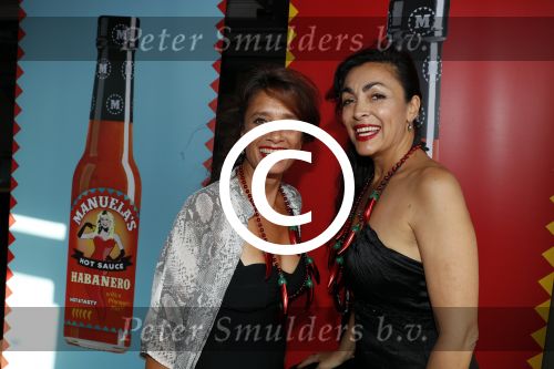 Amsterdam 15 september 2016
Presentatie produkten van manuela Kemp op het Veronica schip. Lois lane , Monique en Suzan Klemann