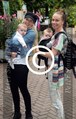 Amsterdam, 22 September 2016
Feest van Lifestyle van LIEF.
Lottie Hellingman en Liza Sips met hun baby\'s