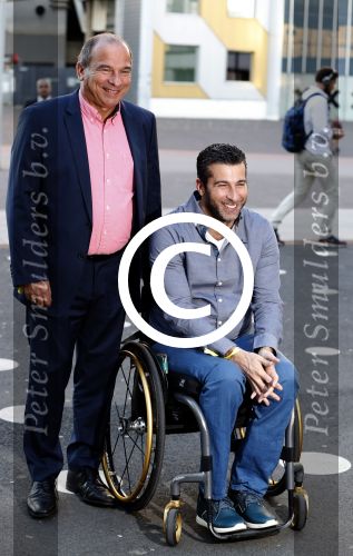 Amsterdam 4 oktober 2016
Bijeenkomst met divers sprekers in het ziggo dome. Maurice en Mark de Hond