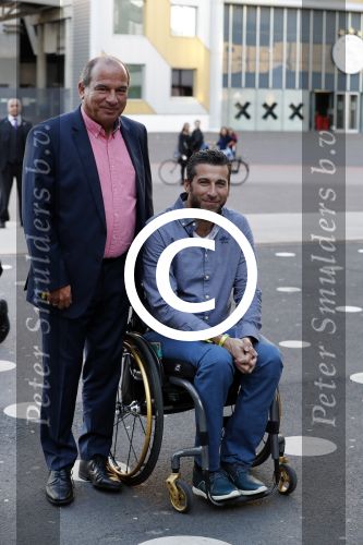 Amsterdam 4 oktober 2016
Bijeenkomst met divers sprekers in het ziggo dome. Maurice en Mark de Hond