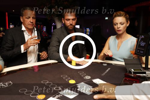 Amsterdam 27 september 2016
Presentatie cast indecent proposal met Matteo v d Grijn Roos v Erkel en Chris tates in het holland casino. Hans Cornelisse is een van de producenten.