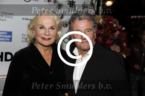 Amsterdam 29 september 2016
Opening Marilyn Monroe expositie in de nieuwe kerk. Edwin de Vries met Monique v d Ven