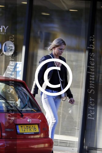 Alphen aan de Rijn 5 oktober 2016
Myrthe Milius doet boodschappen
