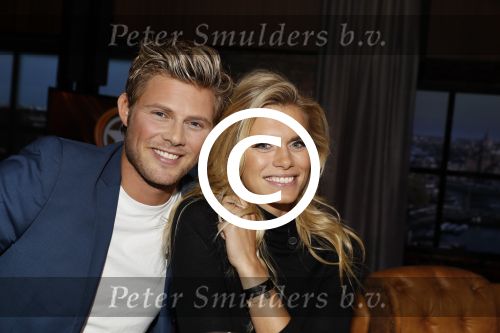 Amsterdam 2 oktober 2016
Patricia Paay en haar vriend  Robbert Hinfelaar bij de opnames van het sbs 6 programma Show XL gepresenteerd door Fred v Leer en Lucille Werner. Tim Douwsma en Nicolette v Dam zitten er ook.