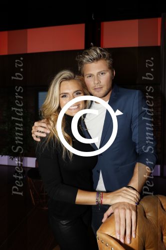 Amsterdam 2 oktober 2016
Patricia Paay en haar vriend  Robbert Hinfelaar bij de opnames van het sbs 6 programma Show XL gepresenteerd door Fred v Leer en Lucille Werner. Tim Douwsma en Nicolette v Dam zitten er ook.