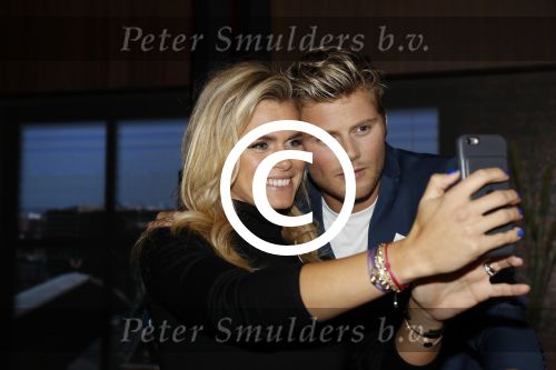 Amsterdam 2 oktober 2016
Patricia Paay en haar vriend  Robbert Hinfelaar bij de opnames van het sbs 6 programma Show XL gepresenteerd door Fred v Leer en Lucille Werner. Tim Douwsma en Nicolette v Dam zitten er ook.