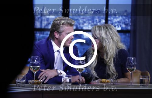 Amsterdam 2 oktober 2016
Patricia Paay en haar vriend  Robbert Hinfelaar bij de opnames van het sbs 6 programma Show XL gepresenteerd door Fred v Leer en Lucille Werner. Tim Douwsma en Nicolette v Dam zitten er ook.