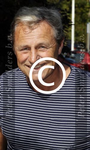 Rotterdam 14 september 2016
Boekpresentatie boek Rene v Gijp geschreven door Michiel v Egmond bij the harbour club. Zijn zoons Bicky en Sanny kregen de eerste exemplaren. Peter Houtman