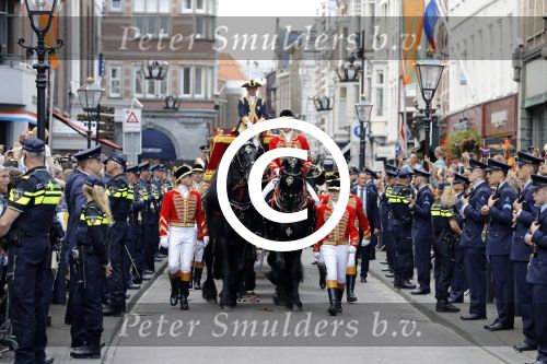 Den Haag 20 september 2016
Prinsjesdag 2016 op het binnenhof en op paleis noordeinde met Koning Willem Alexander Koningin Maxima prins Constantijn en Prinses Laurentien.