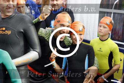 Amsterdam 11 september 2016
Amsterdam city swim tbv ALS door de amsterdamse grachten. Ralph Carlijn en Daniel de Vries