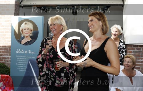 Amsterdam 10 septmber 2016
Opening winkel en modeshow Sheila de Vries. Sheila met Anouk v Nes