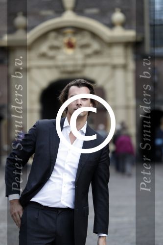 Den Haag 6 oktober 2016
Thiery Baudet rondom en op het binnenhof en bij torentje.