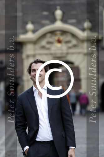 Den Haag 6 oktober 2016
Thiery Baudet rondom en op het binnenhof en bij torentje.