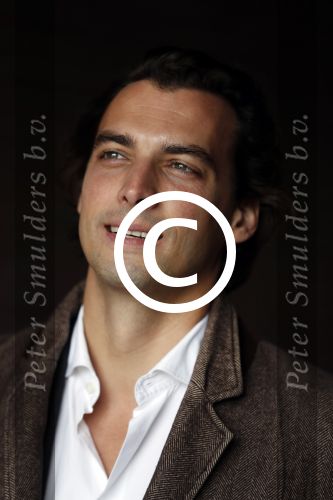 Den Haag 6 oktober 2016
Thiery Baudet rondom en op het binnenhof en bij torentje.