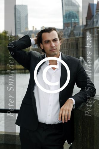Den Haag 6 oktober 2016
Thiery Baudet rondom en op het binnenhof en bij torentje.