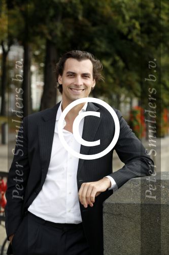 Den Haag 6 oktober 2016
Thiery Baudet rondom en op het binnenhof en bij torentje.