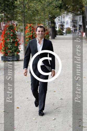 Den Haag 6 oktober 2016
Thiery Baudet rondom en op het binnenhof en bij torentje.