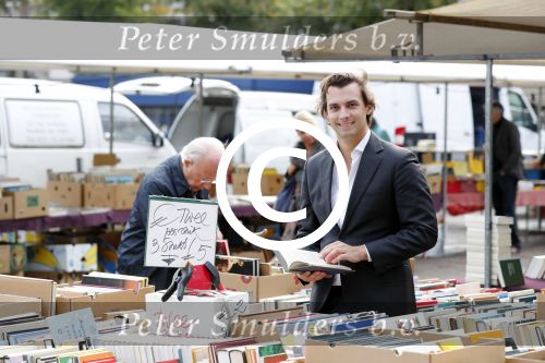 Den Haag 6 oktober 2016
Thiery Baudet rondom en op het binnenhof en bij torentje.