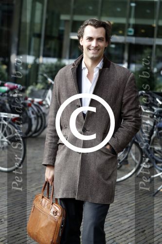 Den Haag 6 oktober 2016
Thiery Baudet rondom en op het binnenhof en bij torentje.