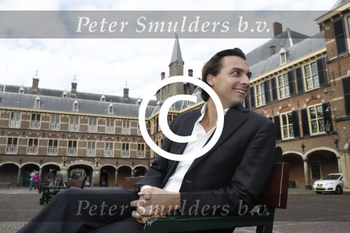 Den Haag 6 oktober 2016
Thiery Baudet rondom en op het binnenhof en bij torentje.