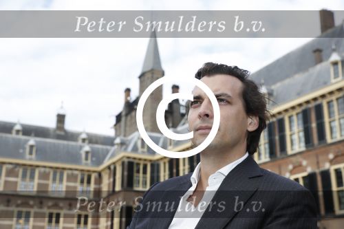 Den Haag 6 oktober 2016
Thiery Baudet rondom en op het binnenhof en bij torentje.