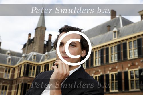 Den Haag 6 oktober 2016
Thiery Baudet rondom en op het binnenhof en bij torentje.