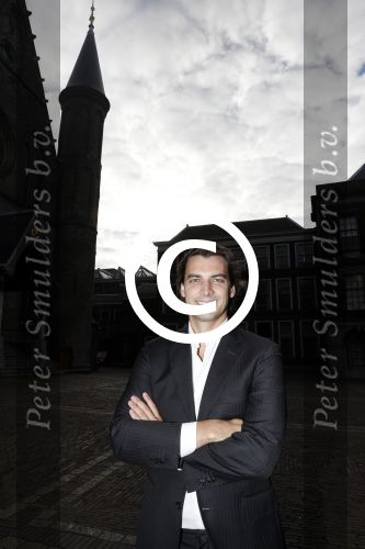 Den Haag 6 oktober 2016
Thiery Baudet rondom en op het binnenhof en bij torentje.
