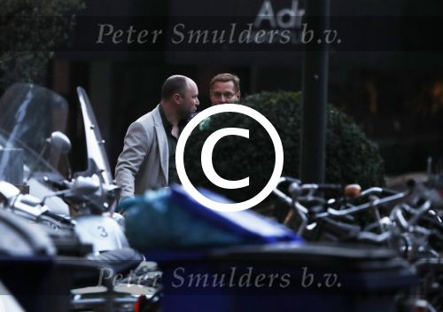 Amsterdam 26 september 2017
Albert Verlinde gaat met zijn nieuwe vriend een hapje eten bij v Dam op de cornelis schuytstraat