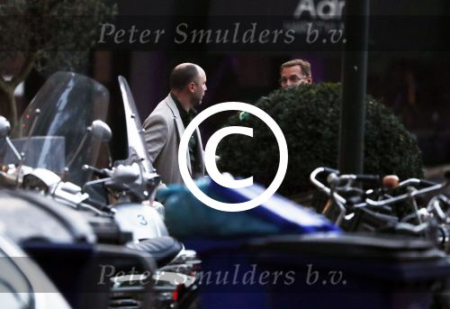 Amsterdam 26 september 2017
Albert Verlinde gaat met zijn nieuwe vriend een hapje eten bij v Dam op de cornelis schuytstraat