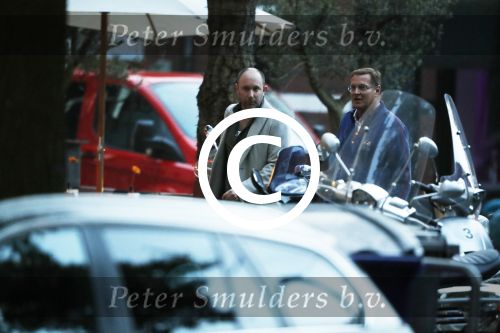 Amsterdam 26 september 2017
Albert Verlinde gaat met zijn nieuwe vriend een hapje eten bij v Dam op de cornelis schuytstraat