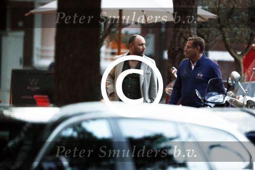 Amsterdam 26 september 2017
Albert Verlinde gaat met zijn nieuwe vriend een hapje eten bij v Dam op de cornelis schuytstraat