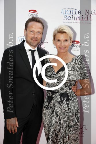 Amsterdam 24 september 2017
Premiere Annie MG Schmidt was getekend in het nieuwe de la mar. Anita Witzier met man