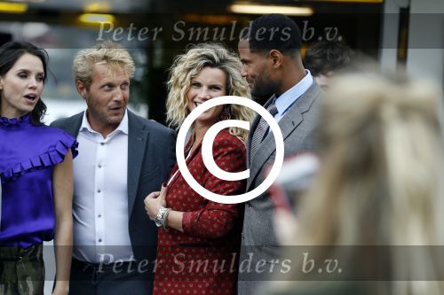 Amsterdam 28 september 2017
Castpresentaie van de Spa ( net 5 serie). De cast bestaat uit Annette Barlo Mattijn Hartemink Eva Marie v d Waal Rein v DuivenbodenDavy Eduard King Juvat Westendorp Beau Schneider Lara Leijs Nzinga Sordam en Eva Bartels.