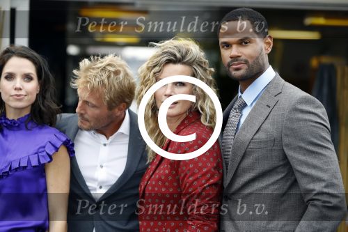 Amsterdam 28 september 2017
Castpresentaie van de Spa ( net 5 serie). De cast bestaat uit Annette Barlo Mattijn Hartemink Eva Marie v d Waal Rein v DuivenbodenDavy Eduard King Juvat Westendorp Beau Schneider Lara Leijs Nzinga Sordam en Eva Bartels.