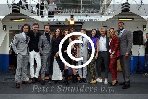 Amsterdam 28 september 2017
Castpresentaie van de Spa ( net 5 serie). De cast bestaat uit Annette Barlo Mattijn Hartemink Eva Marie v d Waal Rein v DuivenbodenDavy Eduard King Juvat Westendorp Beau Schneider Lara Leijs Nzinga Sordam en Eva Bartels.