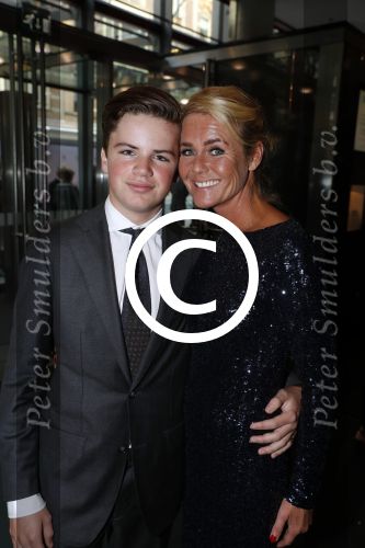 Amsterdam 24 september 2017 
Premiere Annie MG Schmidt met Simone Kleinsma William Spaaij Marjolein Touw Wim v d Driessche en Jeske v d Staak in het de la mar theater. Celeste Verstraete met zoon en  haar zus