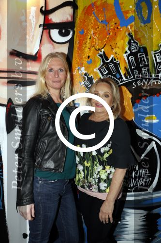 Amsterdam 25 september 2017 
Charlene Tilton wordt voor story geinterviewd door Annette de Vries. Charlene speelde Lucy in Dynasty