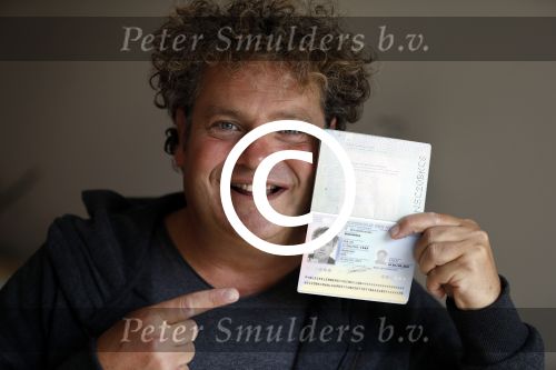 Amsterdam 25 september 2017 
Dirk Zeelenberg wordt in zijn huis geinterviewd door Catherine Keyl