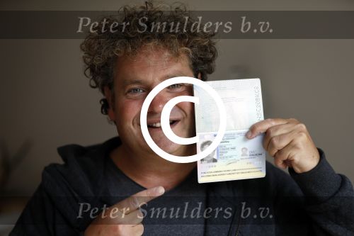 Amsterdam 25 september 2017 
Dirk Zeelenberg wordt in zijn huis geinterviewd door Catherine Keyl
