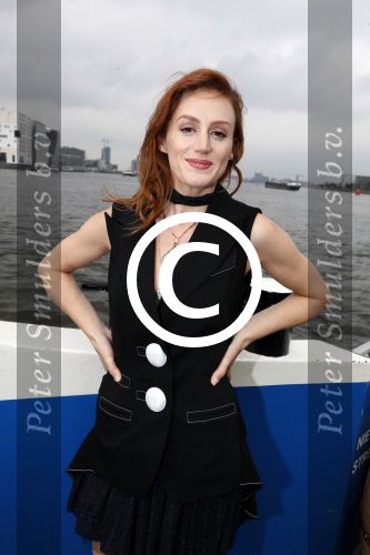 Amsterdam 28 september 2017
Castpresentaie van de Spa ( net 5 serie). De cast bestaat uit Annette Barlo Mattijn Hartemink Eva Marie v d Waal Rein v DuivenbodenDavy Eduard King Juvat Westendorp Beau Schneider Lara Leijs Nzinga Sordam en Eva Bartels.