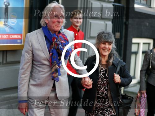Amsterdam 21 september 2017
The Curious Incident of the Dog in the Night premiere in Carre. Freek de Jonge met vrouw
