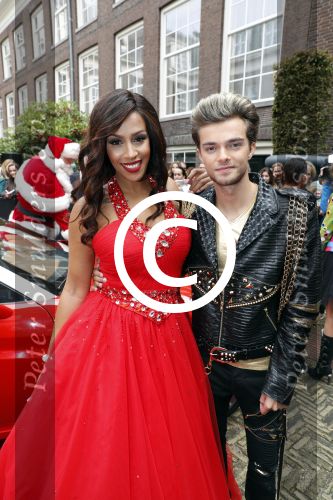 Amsterdam 25 september 2017 
Holly Mae Brood, Martijn Fischer, Yolanthe Sneijder-Cabau, Buddy Vedder, Danny de Munk, Glennis Grace en Carlo Boszhard tijdens de castpresentatie van de Christmas Show 2017 in hotel The Grand. Ruben Nicolai presenteert het.
