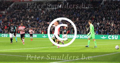 Eindhoven, 30 September 2017
PSV-Willem II , eindstand 4-0 Kompetitie Seizoen 2017/2018
Hirving Lozano