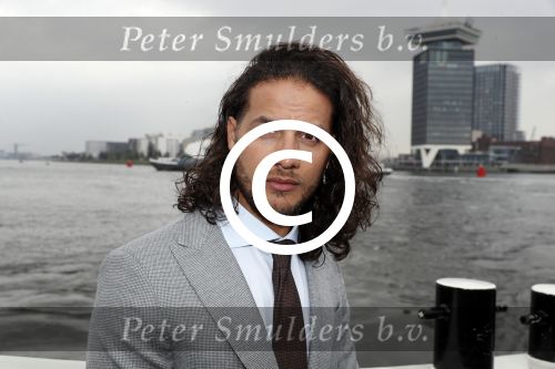 Amsterdam 28 september 2017
Castpresentaie van de Spa ( net 5 serie). De cast bestaat uit Annette Barlo Mattijn Hartemink Eva Marie v d Waal Rein v DuivenbodenDavy Eduard King Juvat Westendorp Beau Schneider Lara Leijs Nzinga Sordam en Eva Bartels.