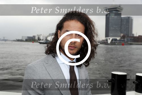 Amsterdam 28 september 2017
Castpresentaie van de Spa ( net 5 serie). De cast bestaat uit Annette Barlo Mattijn Hartemink Eva Marie v d Waal Rein v DuivenbodenDavy Eduard King Juvat Westendorp Beau Schneider Lara Leijs Nzinga Sordam en Eva Bartels.